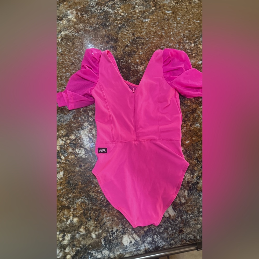 Hot Pink Tiger Friday child L Kids One Piece Leo